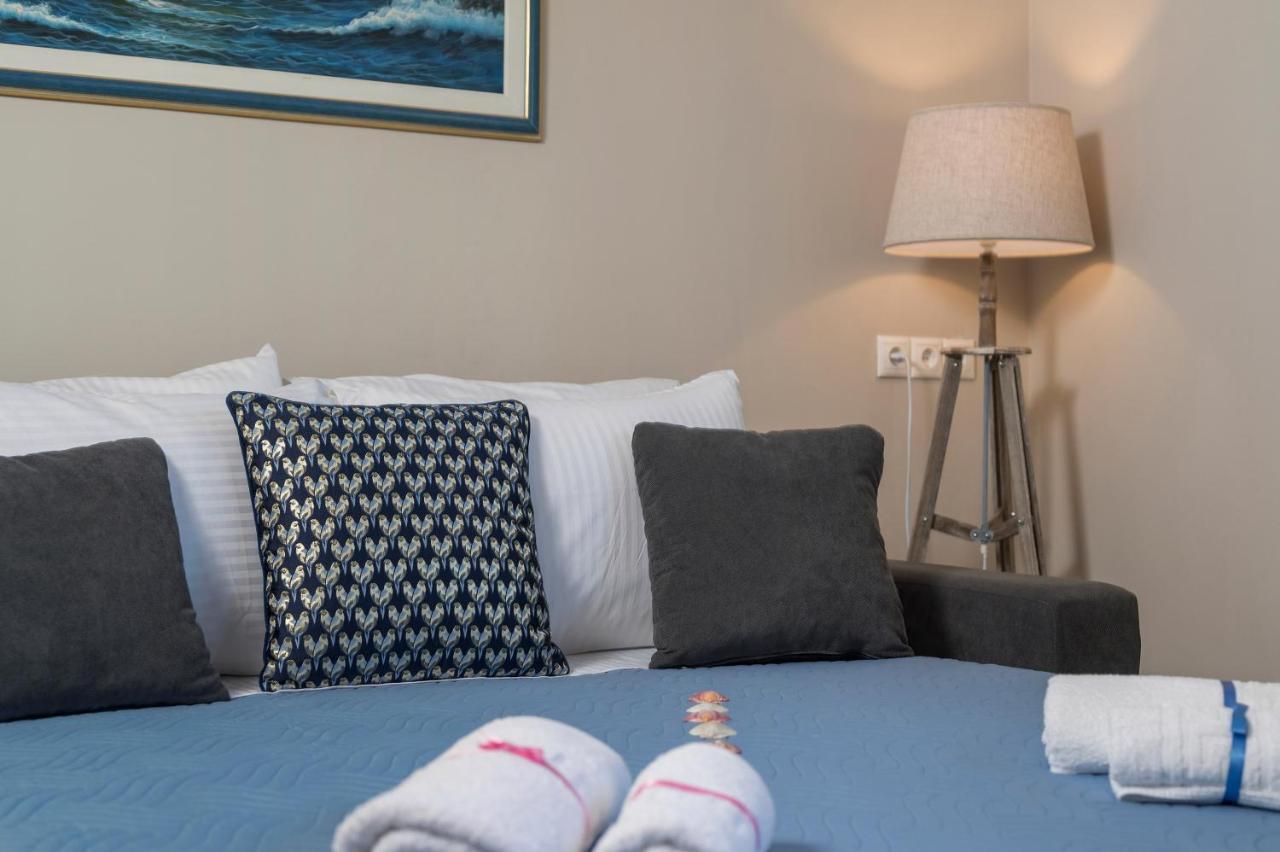 Floral Beach Apt With Lux Extras & Special Treats Kolymbari Exterior photo